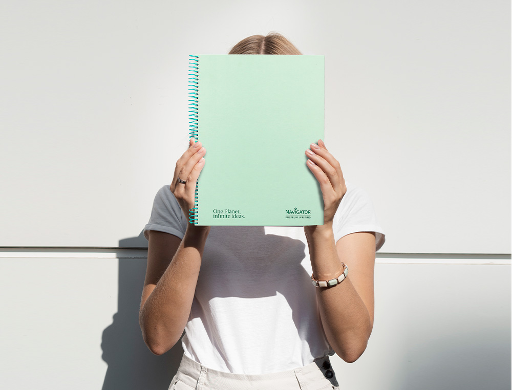 CUADERNO ESPIRAL NAVIGATOR A4 MICRO TAPA FORRADA 80H 80GR CUADRO 5MM 1 BANDA COLOR MENTA